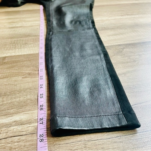 Vince. Black Leather and Suede Leggings Medium - Picture 7 of 7